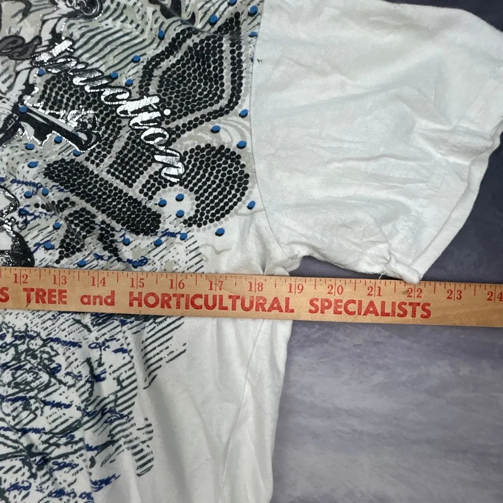 No Boundaries Y2K Graphic Tee White Cross Fleur De Lis Grunge Skater Shirt M